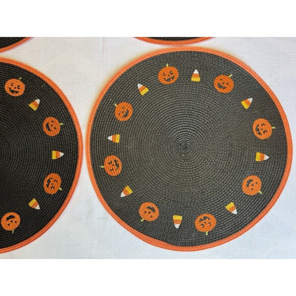 Halloween Pumpkin Place Mats Set of 4 Embroidered Excellent Preowned Condition - Picture 6 of 12